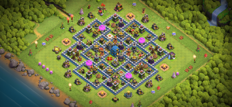 Town Hall 12 Hybrid Bases: Balancing Defense